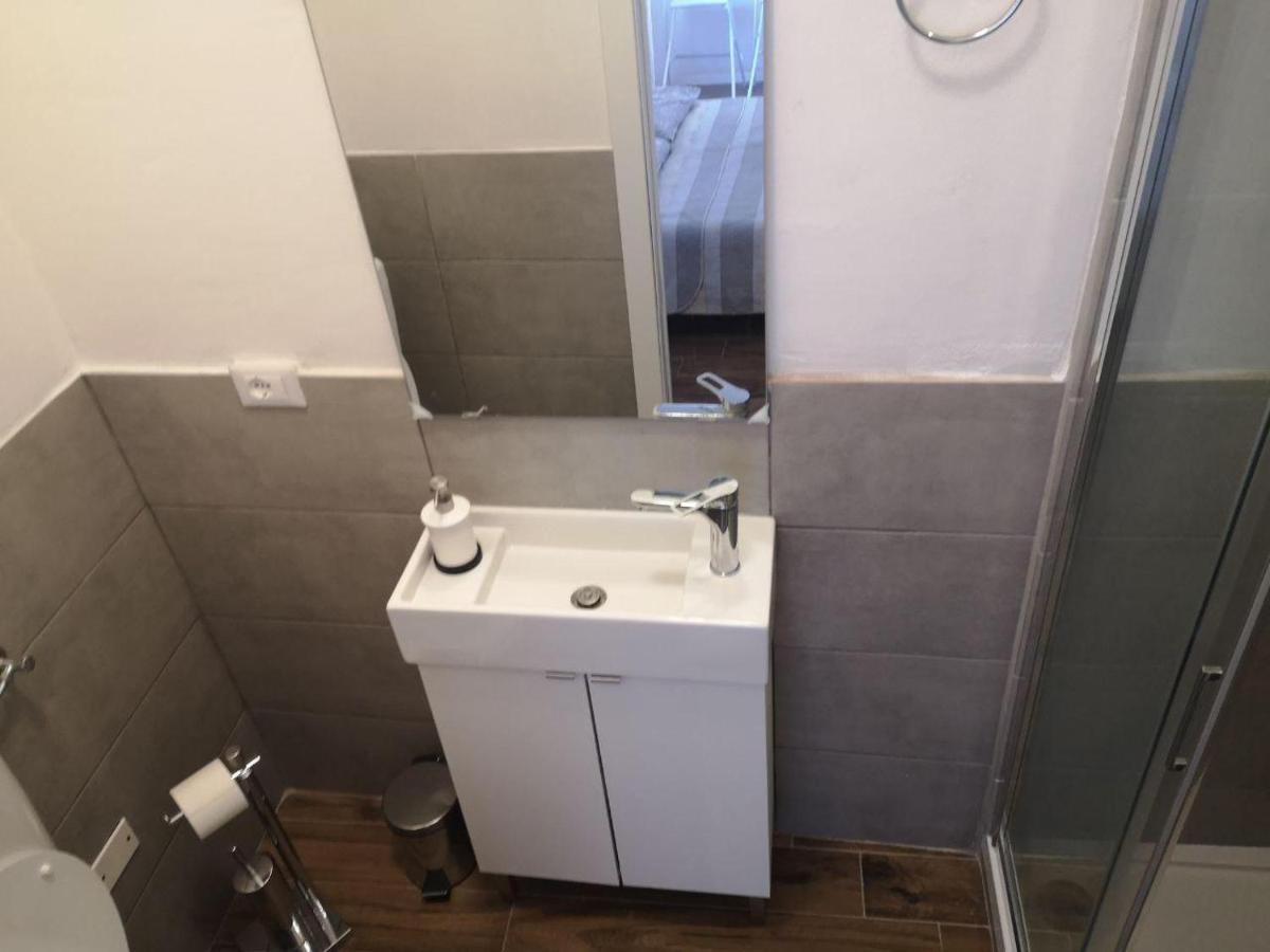 Camera E Bagno Privato A 3 Minuti Dalla Stazione Bolonia Exterior foto